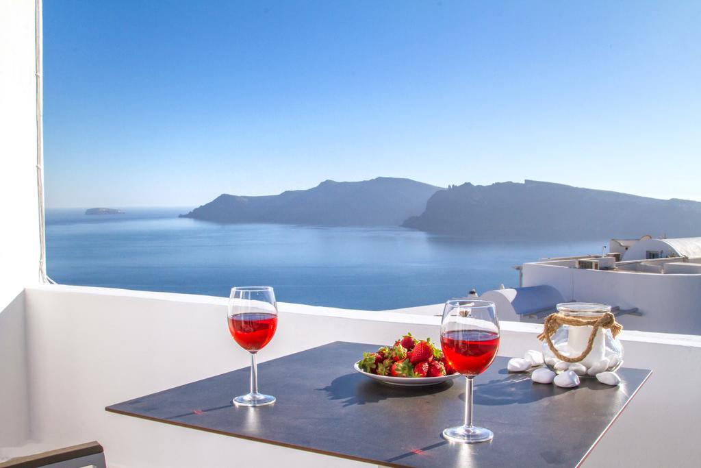 Compass Villa Иа Екстериор снимка