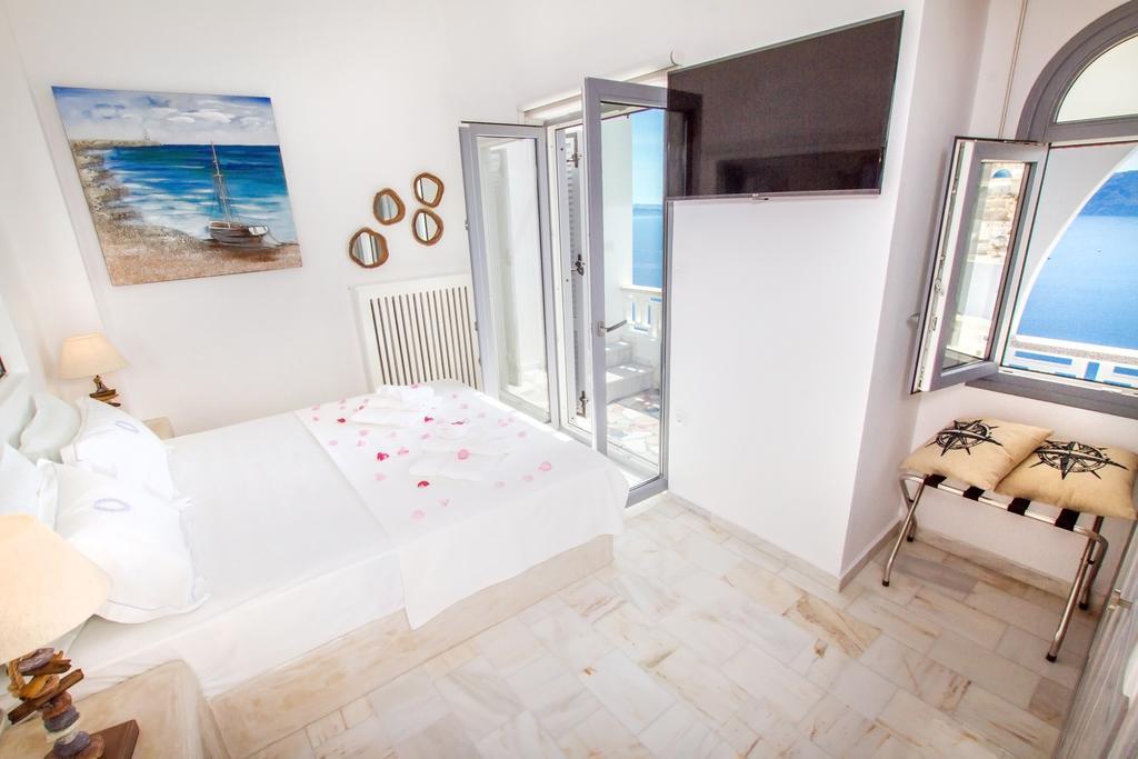 Compass Villa Иа Екстериор снимка