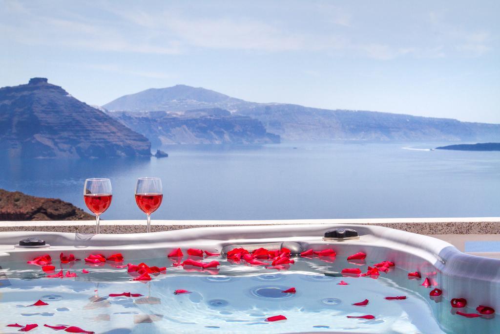 Compass Villa Иа Екстериор снимка